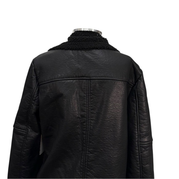 Forever 21 Faux Leather Sherpa Lined Moto Jacket Size Medium - Picture 7 of 10
